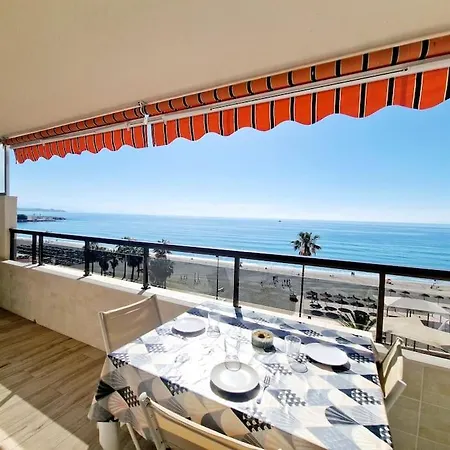 Lägenhet Beachfront Dream: Prime Location With Sea Views Fuengirola